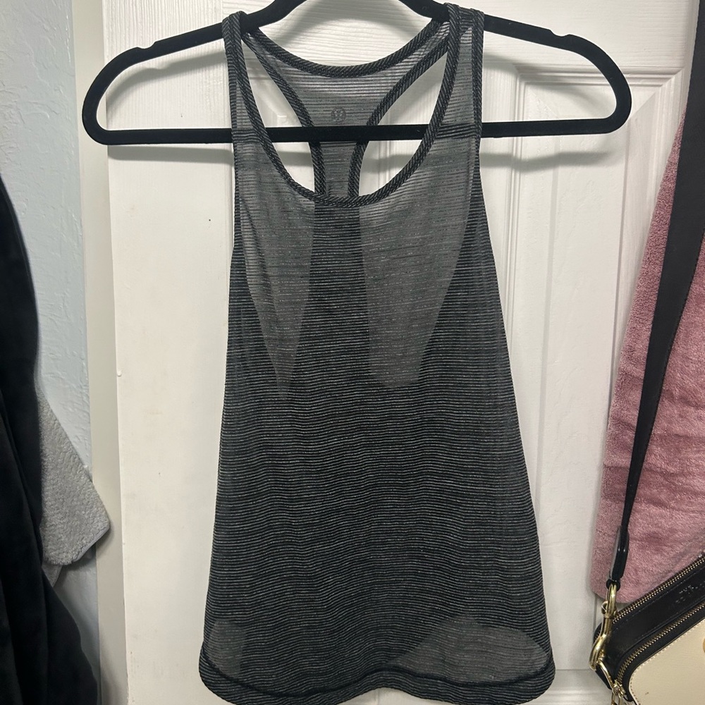 gently worn lululemon tank top